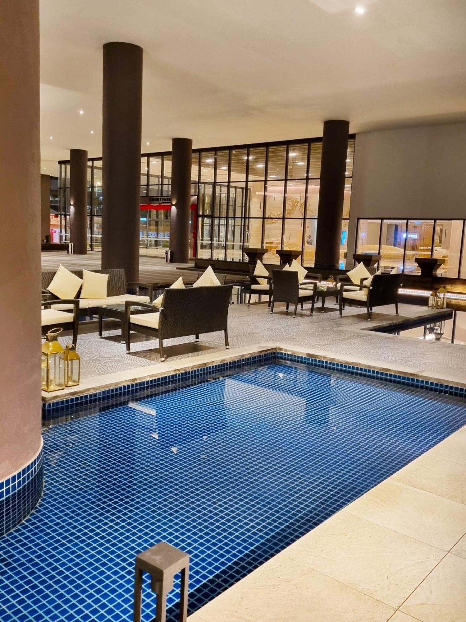Staysuites The Apple Melaka Bagian luar foto